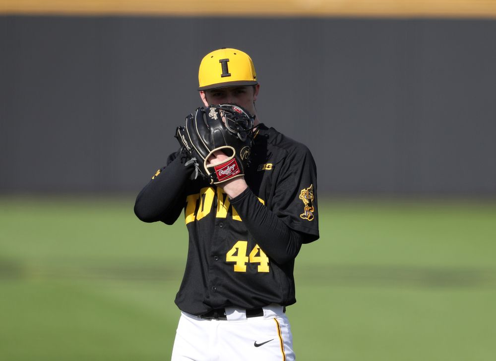 Iowa Hawkeyes Duncan Davitt (44) against California State Northridge Sunday, March 17, 2019 at Duane Banks Field. (Brian Ray/hawkeyesports.com)