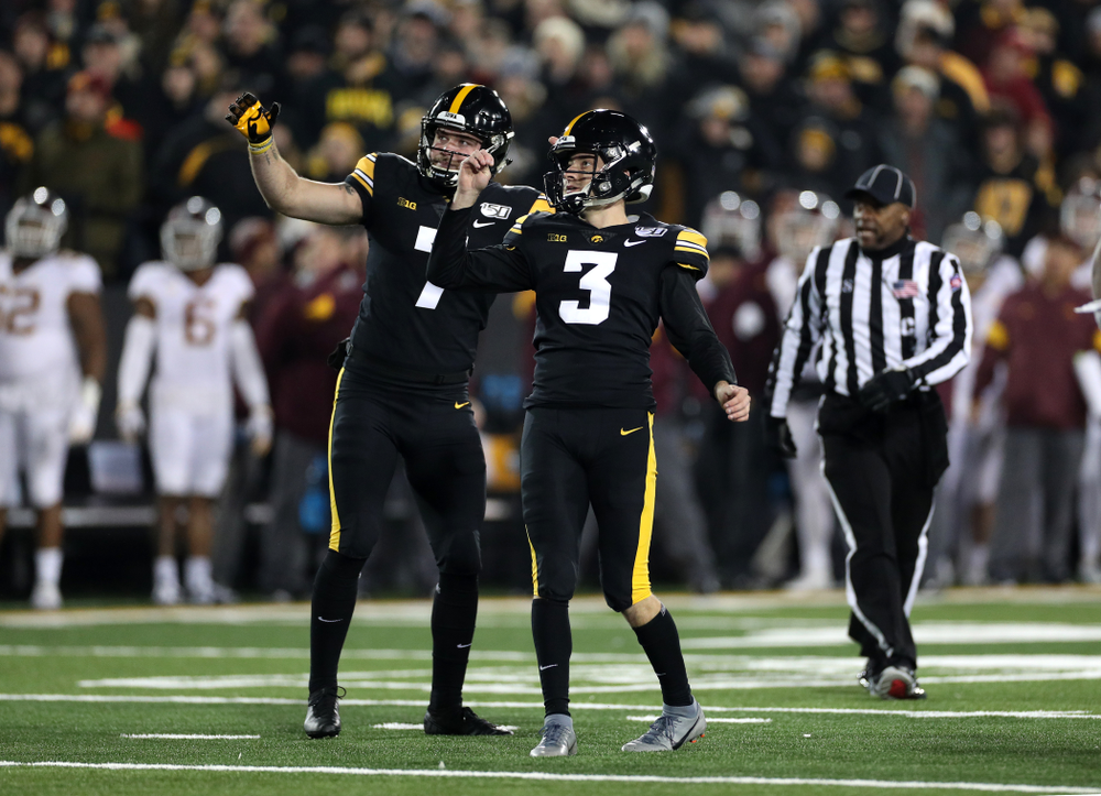 Iowa Hawkeyes place kicker Keith Duncan (3) and punter Colten Rastetter (7) against the Minnesota Golden Gophers Saturday, November 16, 2019 at Kinnick Stadium. (Brian Ray/hawkeyesports.com)