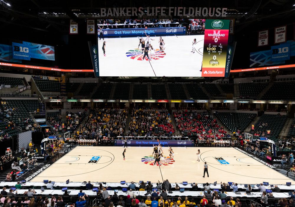 The Iowa Hawkeyes take on the Maryland Terrapins in the Big Ten Championship Game Sunday, March 10, 2019 at Bankers Life Fieldhouse in Indianapolis, Ind. (Brian Ray/hawkeyesports.com)