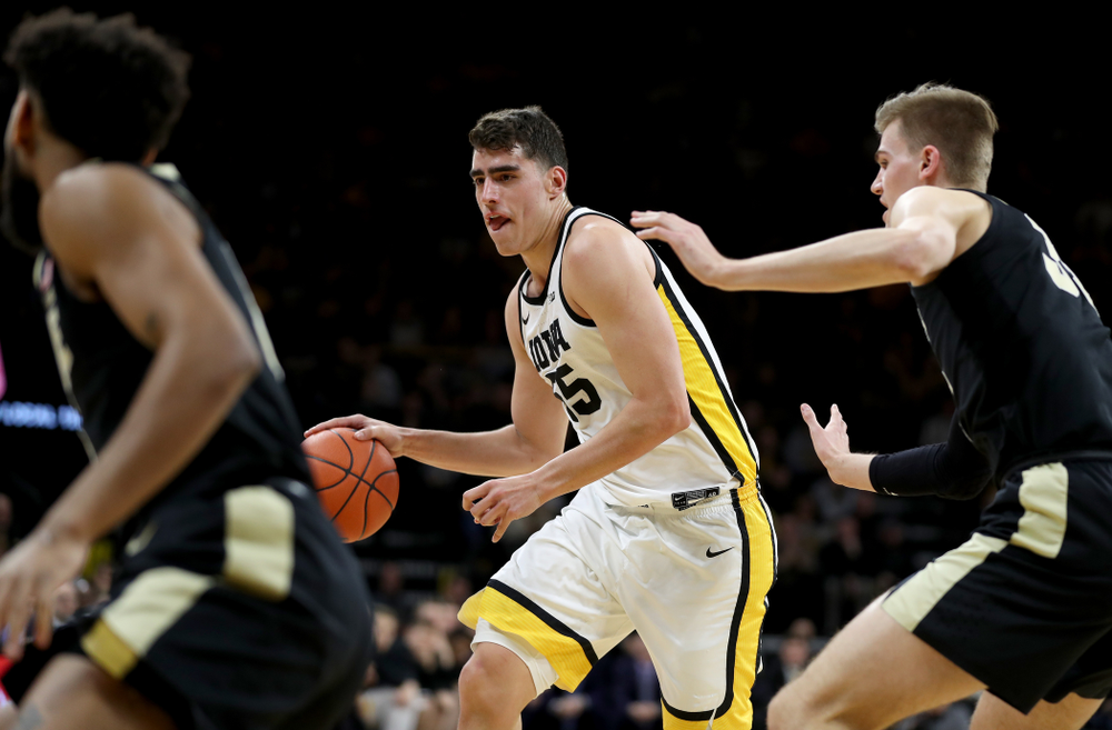 Iowa Hawkeyes forward Luka Garza (55) against the Purdue Boilermakers Tuesday, March 3, 2020 at Carver-Hawkeye Arena. (Brian Ray/hawkeyesports.com)
