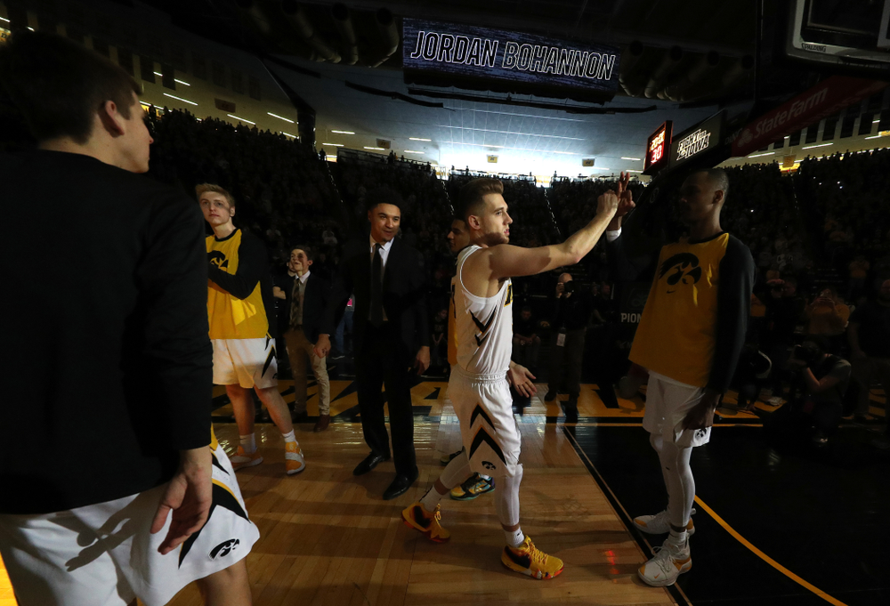 Iowa Hawkeyes guard Jordan Bohannon (3) against the Ohio State Buckeyes Saturday, January 12, 2019 at Carver-Hawkeye Arena. (Brian Ray/hawkeyesports.com)