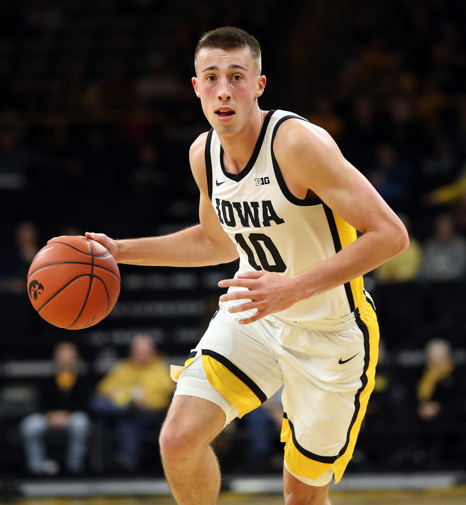 Iowa Hawkeyes guard Joe Wieskamp (10) against Oral Roberts Friday, November 15, 2019 at Carver-Hawkeye Arena. (Brian Ray/hawkeyesports.com)