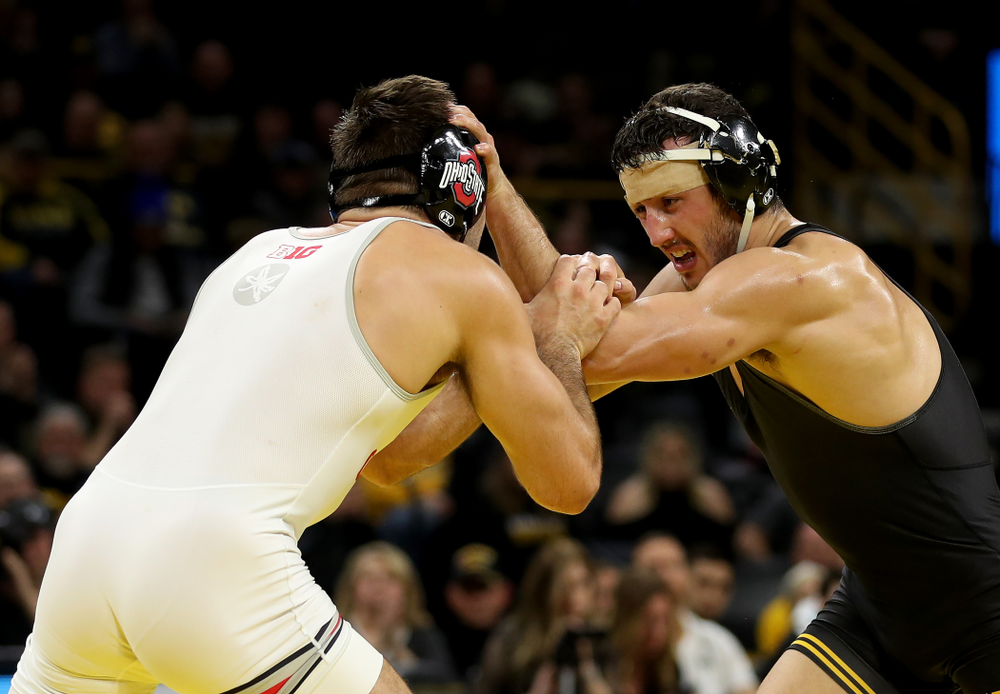 Iowa’s Michael Kemerer wrestles Ohio State’s Kaleb Romero at 174 pounds Friday, January 24, 2020 at Carver-Hawkeye Arena. Kemerer won the match 7-1. (Brian Ray/hawkeyesports.com)