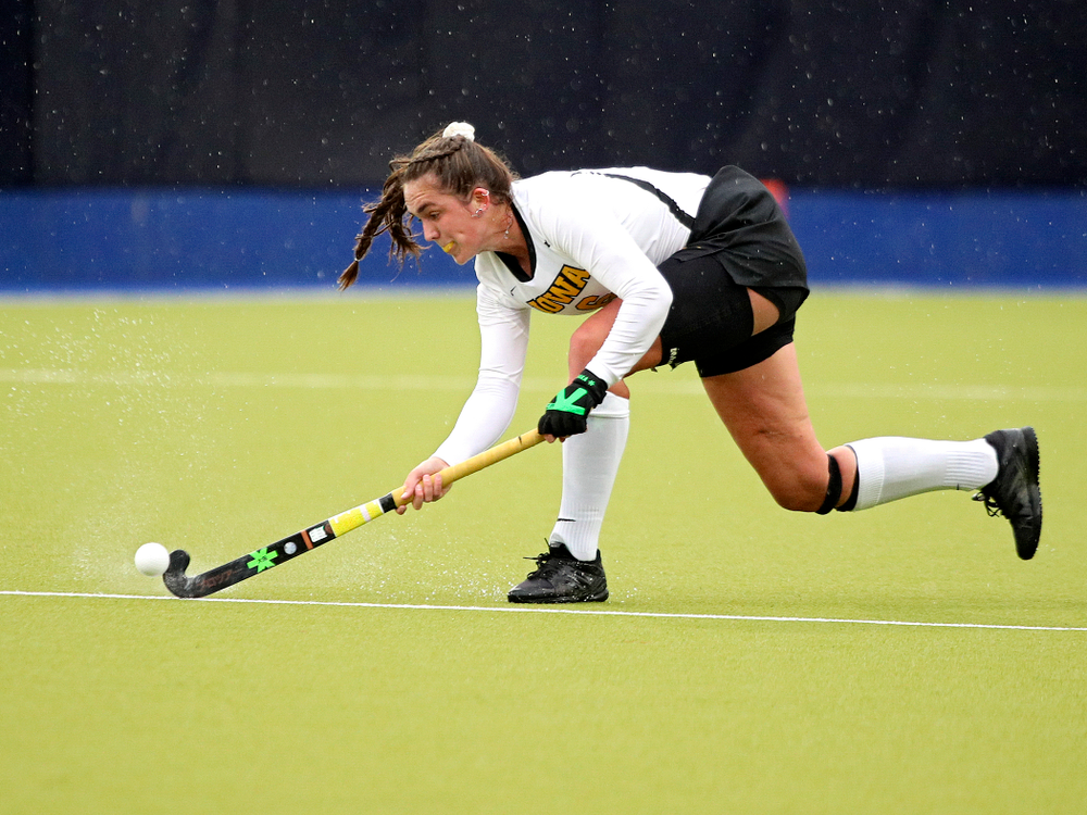 Iowa’s Anthe Nijziel (6) passes the ball during the first quarter of their NCAA Tournament First Round match against Duke at Karen Shelton Stadium in Chapel Hill, N.C. on Friday, Nov 15, 2019. (Stephen Mally/hawkeyesports.com)