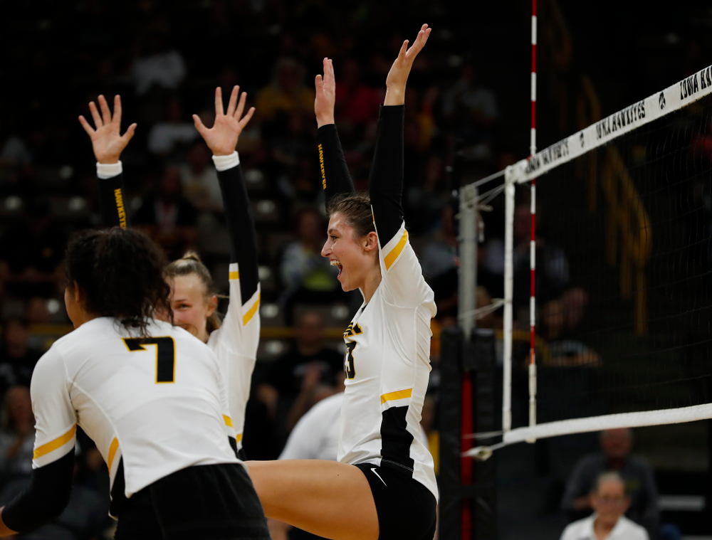 Iowa Hawkeyes middle blocker Sarah Wing (13) against the Michigan Wolverines Sunday, September 23, 2018 at Carver-Hawkeye Arena. (Brian Ray/hawkeyesports.com)