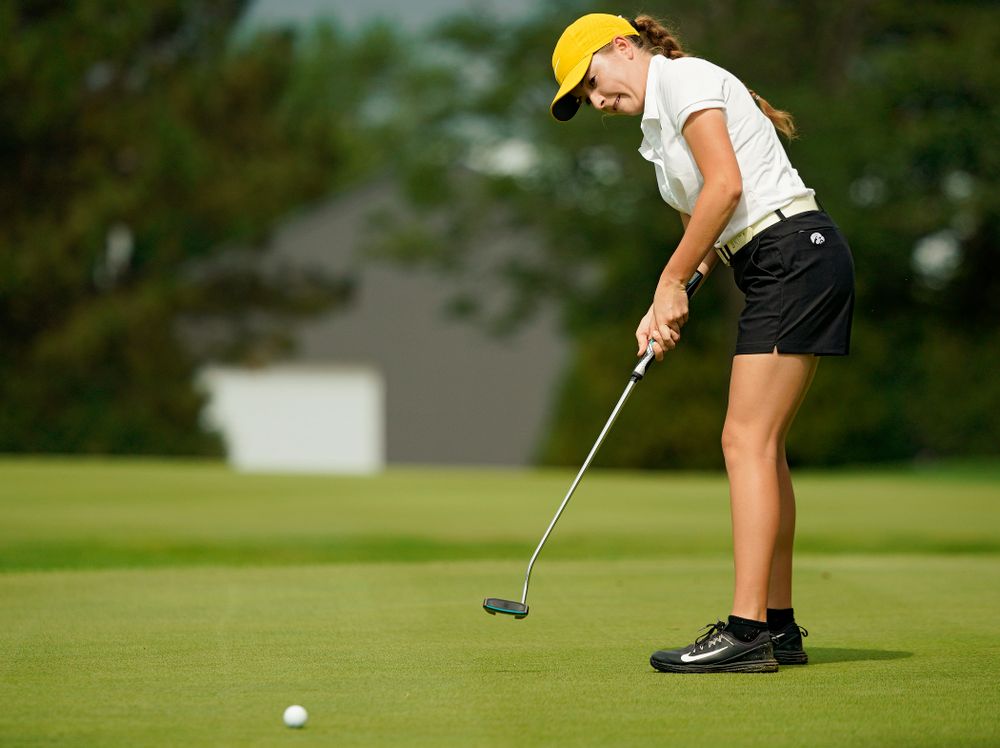 Iowa’s Jacquelyn Galloway putts during their dual against Northern Iowa at Pheasant Ridge Golf Course in Cedar Falls on Monday, Sep 2, 2019. (Stephen Mally/hawkeyesports.com)