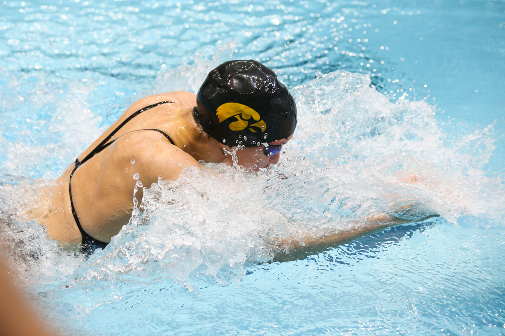 Iowa’s Sage Ohlensehlen during Iowa swim and dive vs Minnesota on Saturday, October 26, 2019 at the Campus Wellness and Recreation Center. (Lily Smith/hawkeyesports.com)