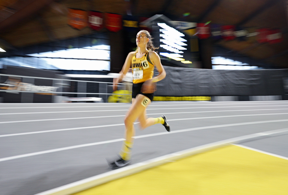 Iowa’s Mary Arch runs the women’s 3000 meter run event during the Hawkeye Invitational at the Recreation Building in Iowa City on Saturday, January 11, 2020. (Stephen Mally/hawkeyesports.com)
