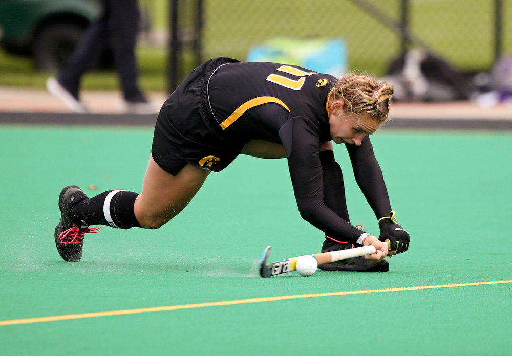 Iowa’s Katie Birch (11) passes the ball during the third quarter of their game at Grant Field in Iowa City on Saturday, Oct 26, 2019. (Stephen Mally/hawkeyesports.com)