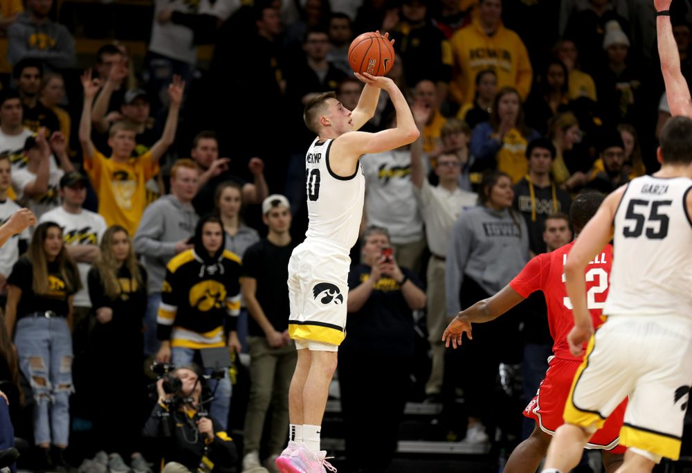 Iowa Hawkeyes guard Joe Wieskamp (10) against the Ohio State Buckeyes Thursday, February 20, 2020 at Carver-Hawkeye Arena. (Brian Ray/hawkeyesports.com)