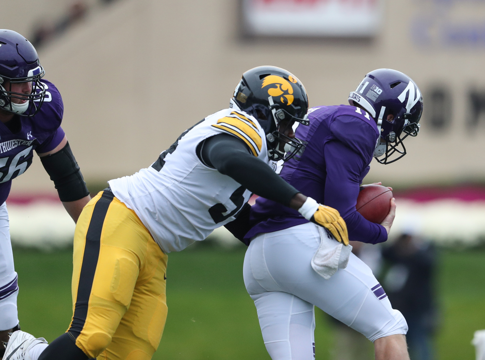 Iowa Hawkeyes defensive tackle Daviyon Nixon (54) against the Northwestern Wildcats Saturday, October 26, 2019 at Ryan Field in Evanston, Ill. (Brian Ray/hawkeyesports.com)