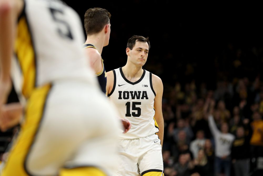 Iowa Hawkeyes forward Ryan Kriener (15) against the Michigan Wolverines Friday, January 17, 2020 at Carver-Hawkeye Arena. (Brian Ray/hawkeyesports.com)