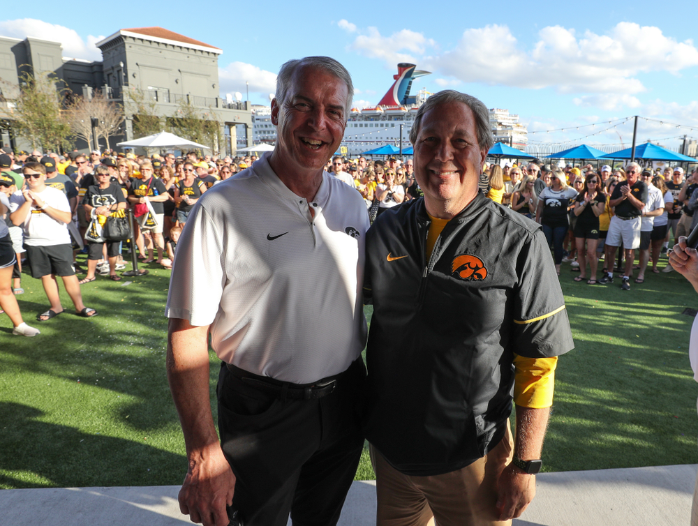 University of Iowa President Bruce Harreld and Henry B. and Patricia B. Tippie Director of Athletics Chair Gary Barta during the Hawkeye Huddle Monday, December 31, 2018 at Sparkman Wharf in Tampa, FL. (Brian Ray/hawkeyesports.com)