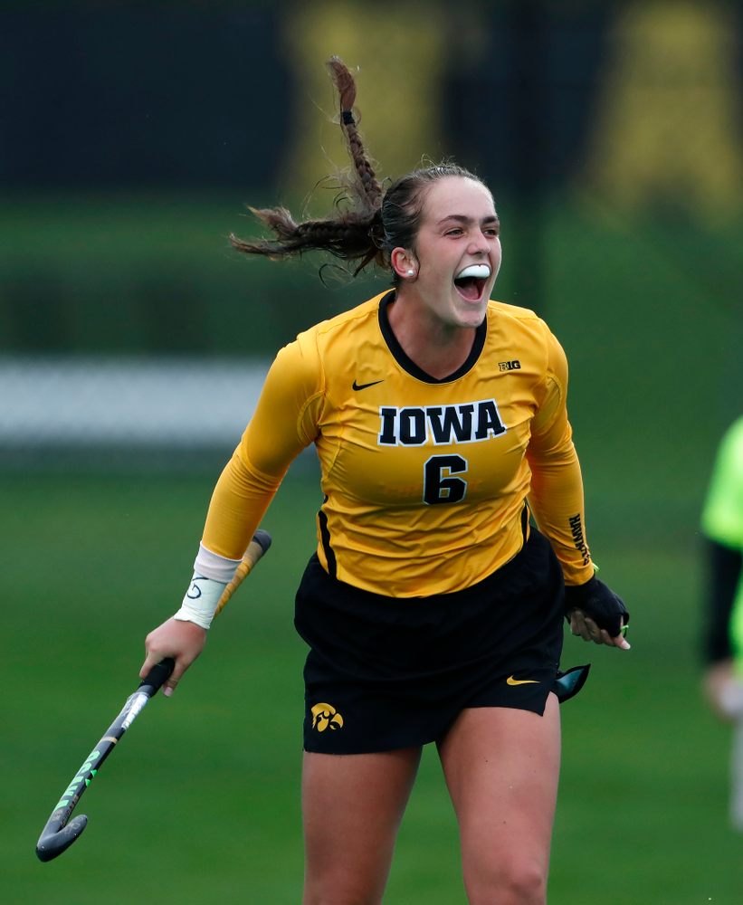 Iowa Hawkeyes Anthe Nijziel (6) celebrates a goal against Stanford Sunday, October 7, 2018 at Grant Field. (Brian Ray/hawkeyesports.com)