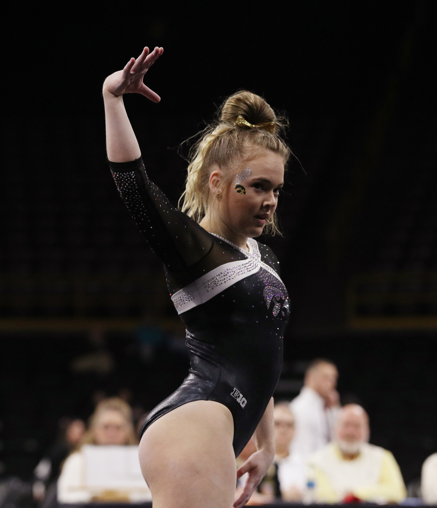 Iowa's Charlotte Sullivan competes on the floor against the Rutgers Scarlet Knights Saturday, January 26, 2019 at Carver-Hawkeye Arena. (Brian Ray/hawkeyesports.com)