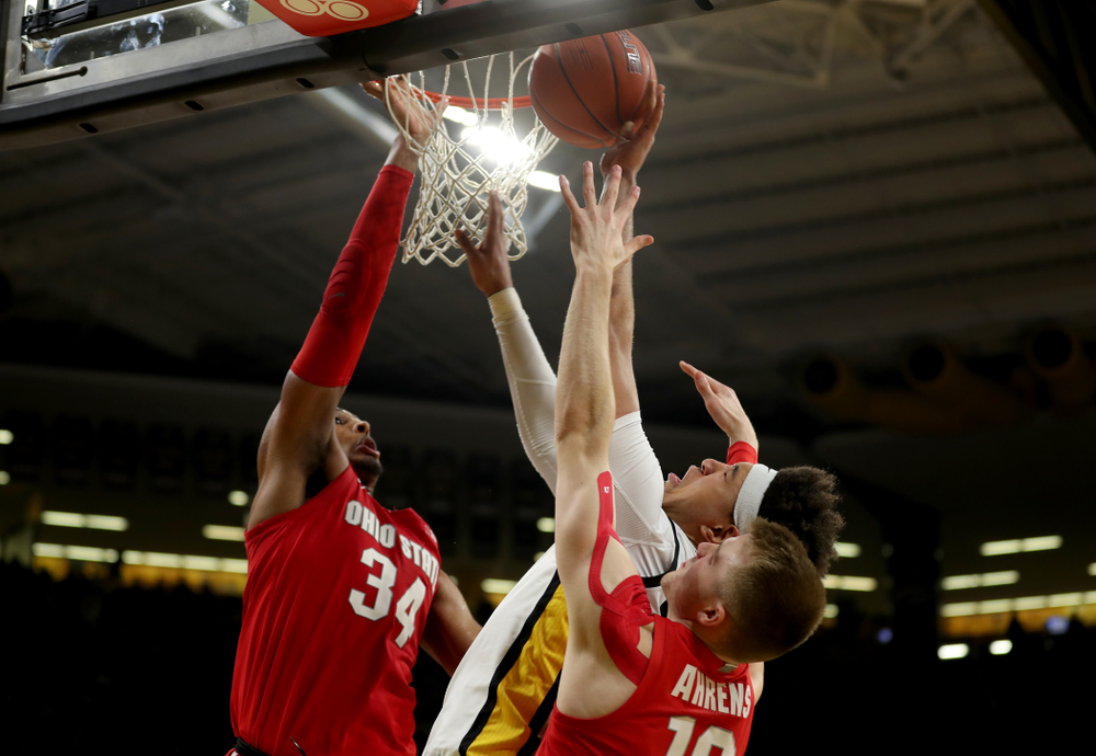 Iowa Hawkeyes forward Cordell Pemsl (35) against the Ohio State Buckeyes Thursday, February 20, 2020 at Carver-Hawkeye Arena. (Brian Ray/hawkeyesports.com)