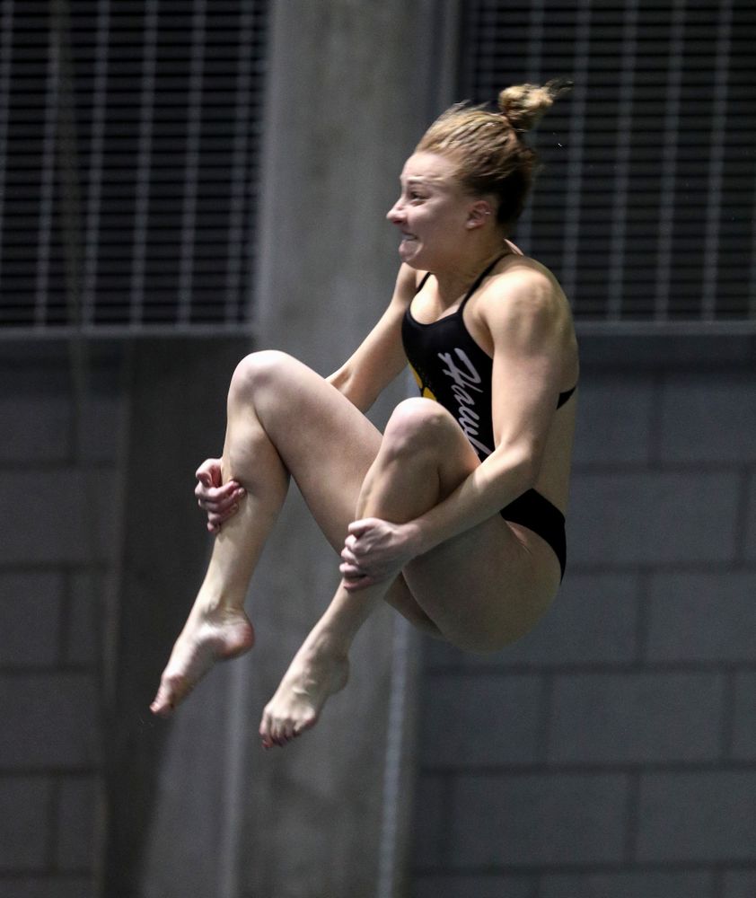 Iowa's Samantha Tamborski competes on the 3-meter springboard against the Iowa State Cyclones in the Iowa Corn Cy-Hawk Series Friday, December 7, 2018 at at the Campus Recreation and Wellness Center. (Brian Ray/hawkeyesports.com)