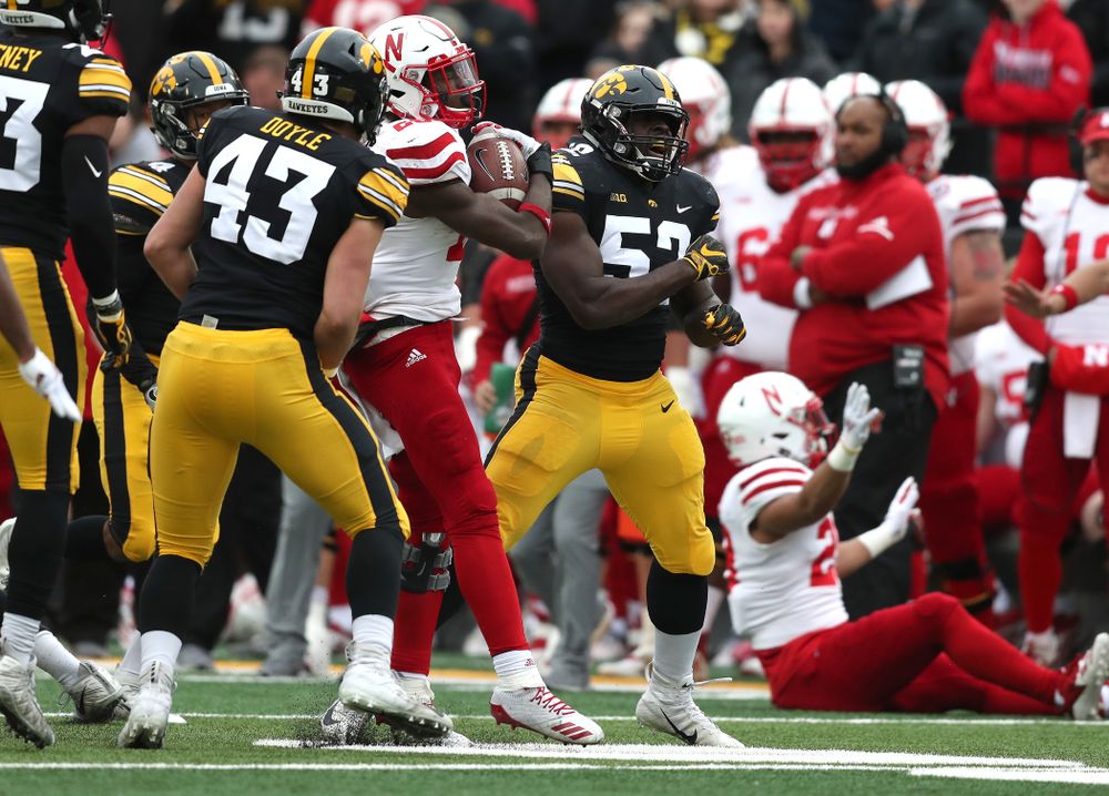 Iowa Hawkeyes linebacker Amani Jones (52) against the Nebraska Cornhuskers Friday, November 23, 2018 at Kinnick Stadium. (Brian Ray/hawkeyesports.com)
