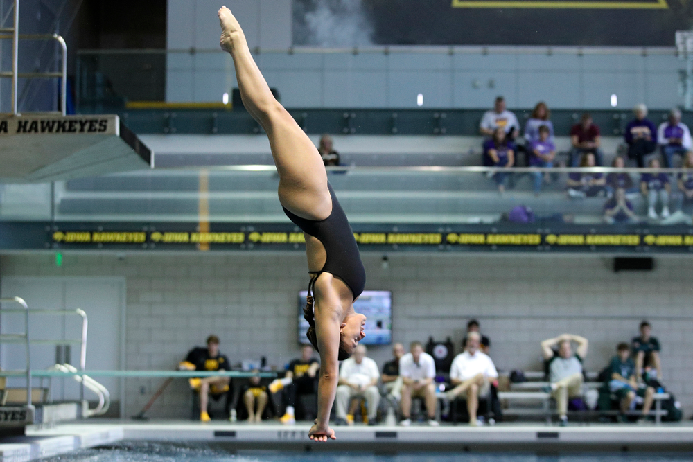 Iowa’s Jayah Mathews competes in the women’s 3-meter diving event during their meet against Michigan State and Northern Iowa at the Campus Recreation and Wellness Center in Iowa City on Friday, Oct 4, 2019. (Stephen Mally/hawkeyesports.com)