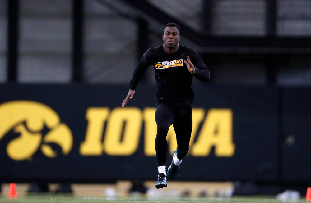 Iowa Hawkeyes defensive back Joshua Jackson (15) during the team's annual pro day Monday, March 26, 2018 at the Hansen Football Performance Center. (Brian Ray/hawkeyesports.com)