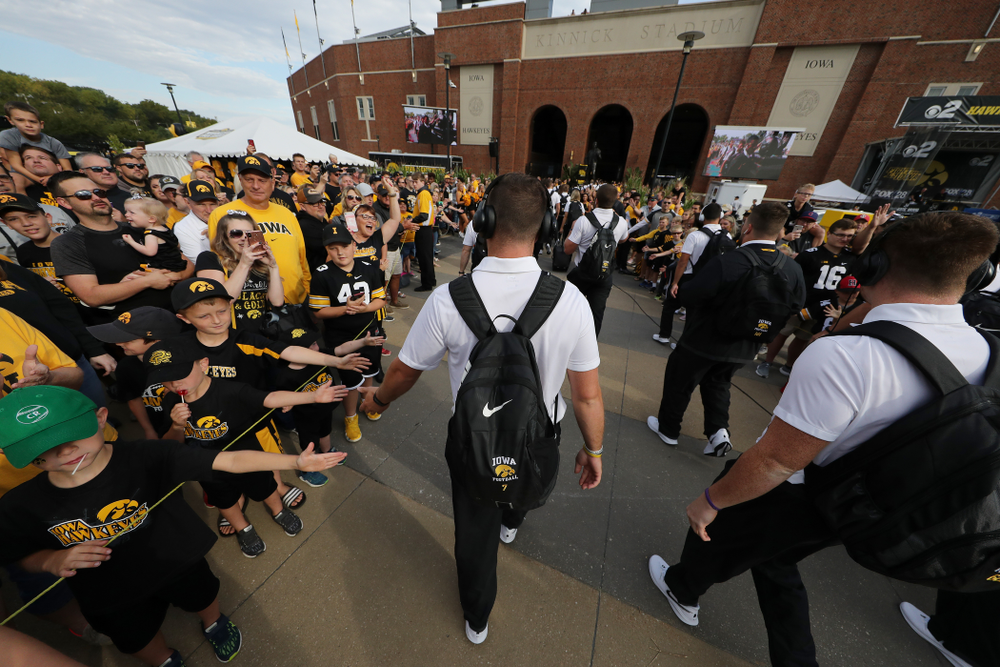 Iowa Hawkeyes punter Colten Rastetter (7) against the Rutgers Scarlet Knights Saturday, September 7, 2019 at Kinnick Stadium. (Brian Ray/hawkeyesports.com)