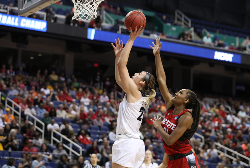 Iowa Hawkeyes forward Hannah Stewart (21) against the NC State Wolfpack in the regional semi-final of the 2019 NCAA Women's College Basketball Tournament Saturday, March 30, 2019 at Greensboro Coliseum in Greensboro, NC.(Brian Ray/hawkeyesports.com)