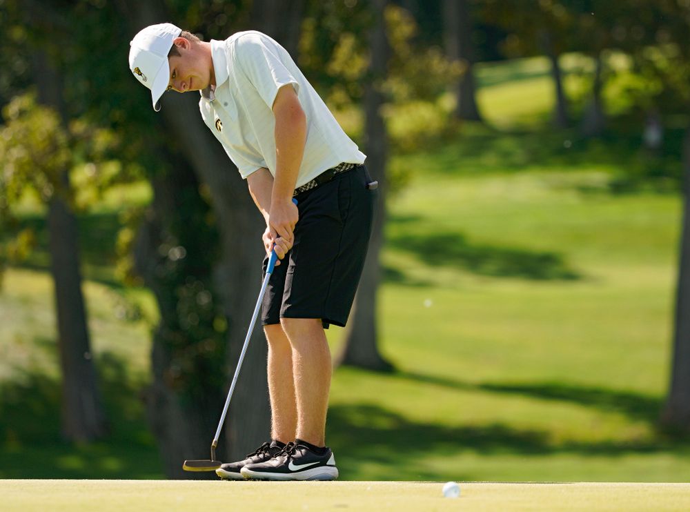Iowa’s Matthew Garside putts during the second day of the Golfweek Conference Challenge at the Cedar Rapids Country Club in Cedar Rapids on Monday, Sep 16, 2019. (Stephen Mally/hawkeyesports.com)