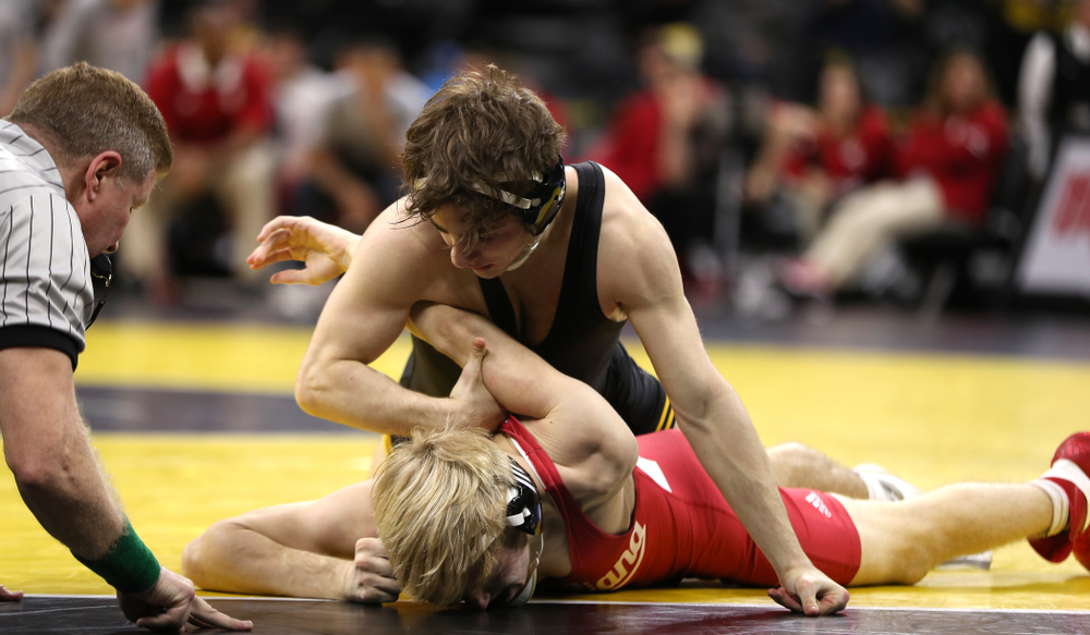 Iowa's Austin DeSanto wrestles Indiana's Paul Konrath at 133 pounds Friday, February 15, 2019 at Carver-Hawkeye Arena. (Brian Ray/hawkeyesports.com)