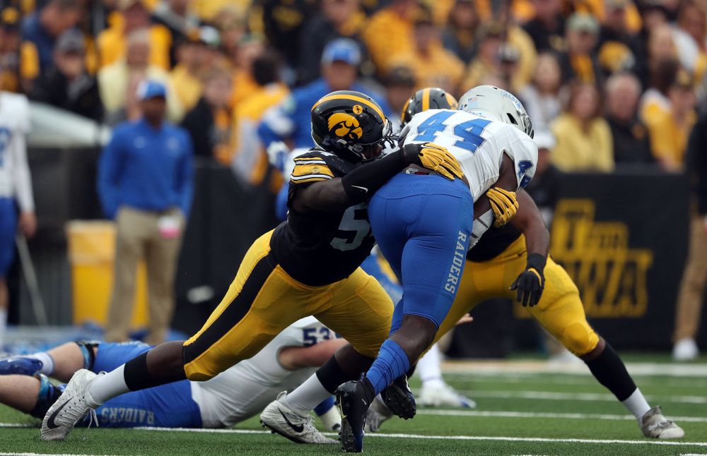 Iowa Hawkeyes defensive tackle Daviyon Nixon (54) against Middle Tennessee State Saturday, September 28, 2019 at Kinnick Stadium. (Brian Ray/hawkeyesports.com)