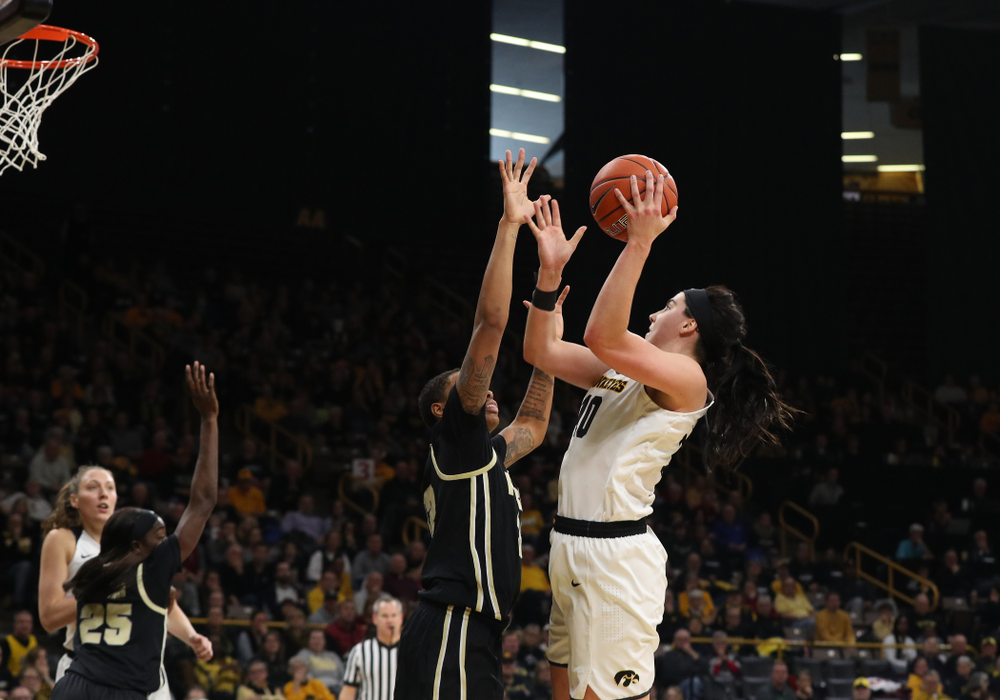 Iowa Hawkeyes forward Megan Gustafson (10) against the Purdue Boilermakers Sunday, January 27, 2019 at Carver-Hawkeye Arena. (Brian Ray/hawkeyesports.com)