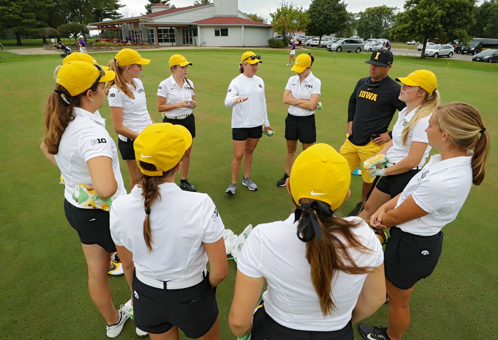 Iowa head coach Megan Menzel talks with her team before their dual against Northern Iowa at Pheasant Ridge Golf Course in Cedar Falls on Monday, Sep 2, 2019. (Stephen Mally/hawkeyesports.com)