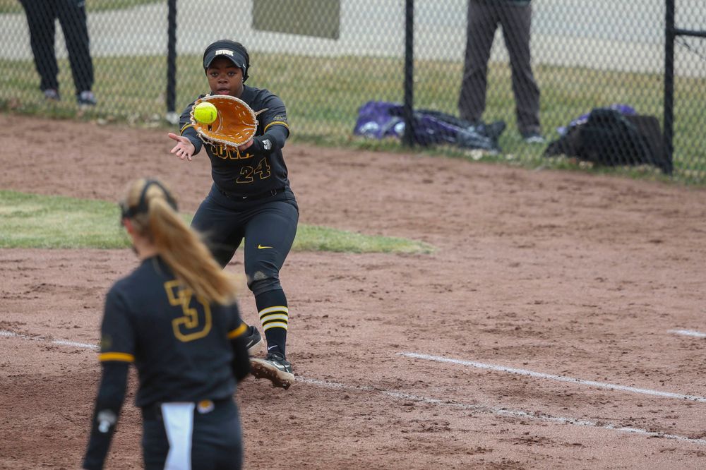 Iowa's Donirae Mayhew (24) at game 2 vs Northwestern on Saturday, March 30, 2019 at Bob Pearl Field. (Lily Smith/hawkeyesports.com)