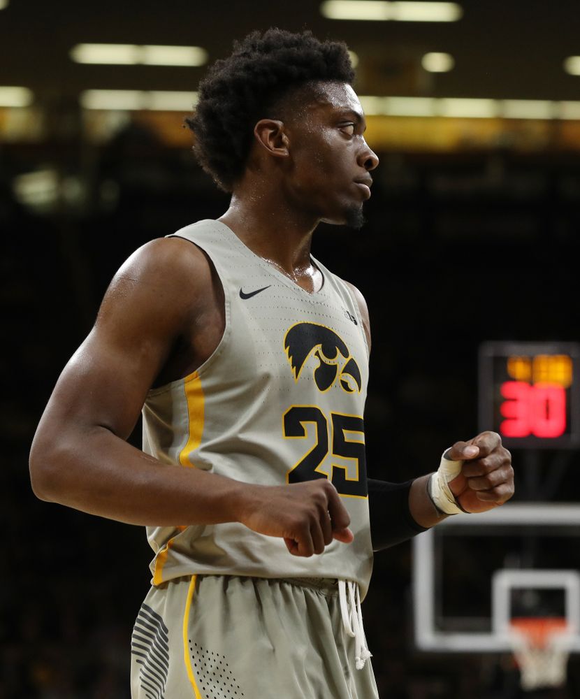 Iowa Hawkeyes forward Tyler Cook (25) against the Michigan State Spartans Thursday, January 24, 2019 at Carver-Hawkeye Arena. (Brian Ray/hawkeyesports.com)