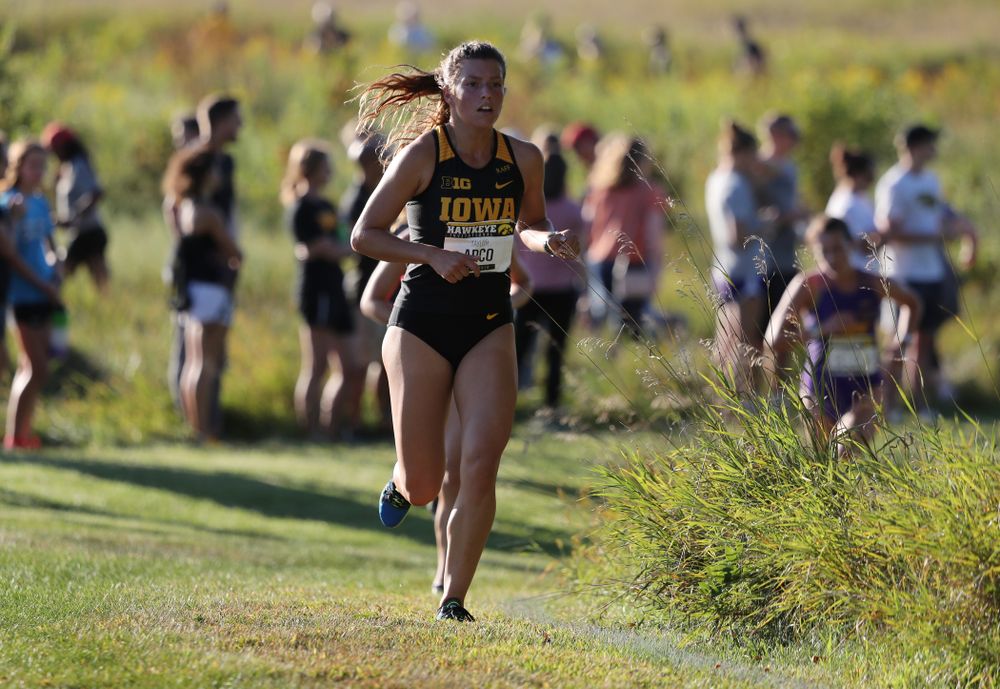 IowaÕs Taylor Arco runs in the 2019 Hawkeye Invitational Friday, September 6, 2019 at the Ashton Cross Country Course. (Brian Ray/hawkeyesports.com)