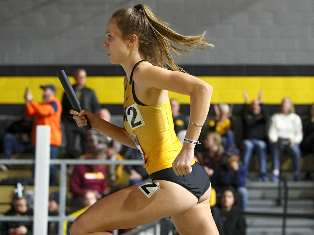 Iowa’s Payton Wensel runs the women’s 1600 meter relay premier event during the Larry Wieczorek Invitational at the Recreation Building in Iowa City on Saturday, January 18, 2020. (Stephen Mally/hawkeyesports.com)