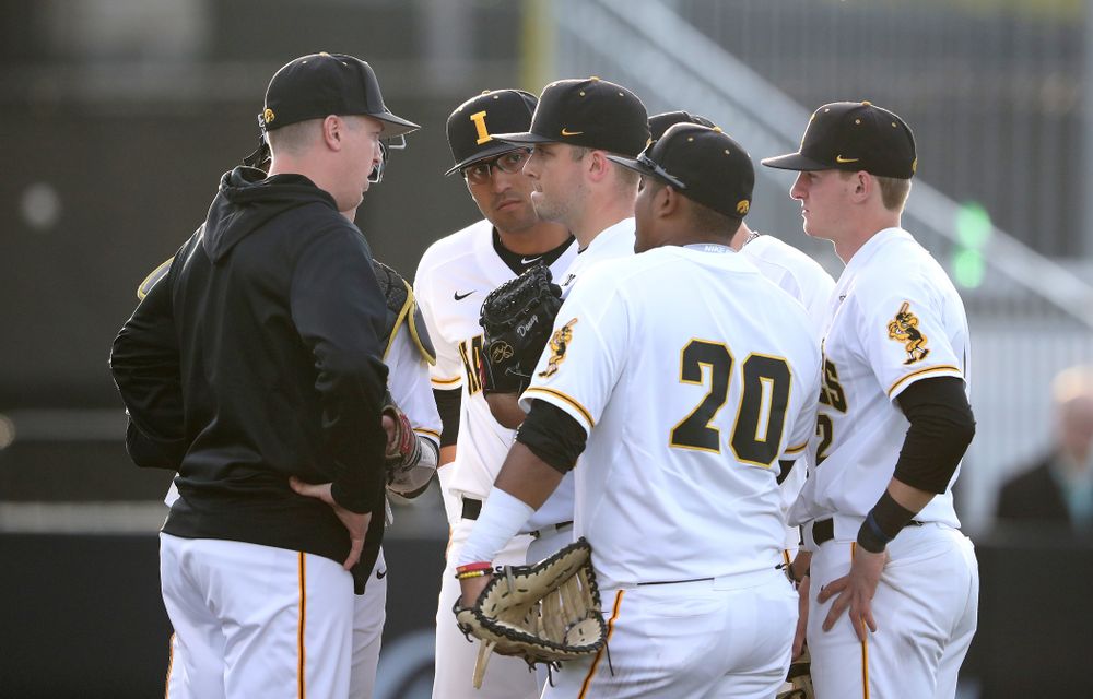 Iowa Hawkeyes Cole McDonald (11) and pitching coach Tom Gorzelanny during game one against UC Irvine Friday, May 3, 2019 at Duane Banks Field. (Brian Ray/hawkeyesports.com)