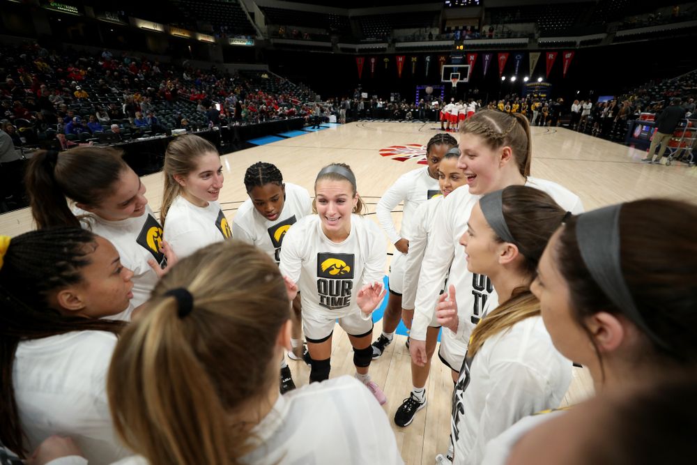 Iowa Hawkeyes guard Makenzie Meyer (3) against Ohio State in the quarterfinals of the Big Ten Basketball Tournament Friday, March 6, 2020 at Bankers Life Fieldhouse in Indianapolis. (Brian Ray/hawkeyesports.com)