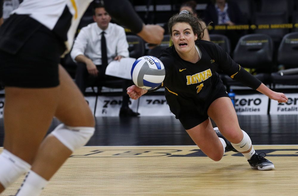 Iowa Hawkeyes defensive specialist Molly Kelly (1) digs the ball during a match against Penn State at Carver-Hawkeye Arena on November 3, 2018. (Tork Mason/hawkeyesports.com)