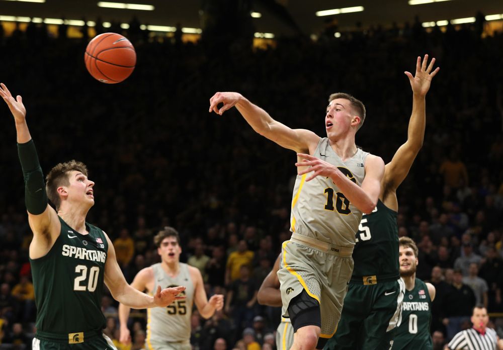 Iowa Hawkeyes guard Joe Wieskamp (10) against the Michigan State Spartans Thursday, January 24, 2019 at Carver-Hawkeye Arena. (Brian Ray/hawkeyesports.com)