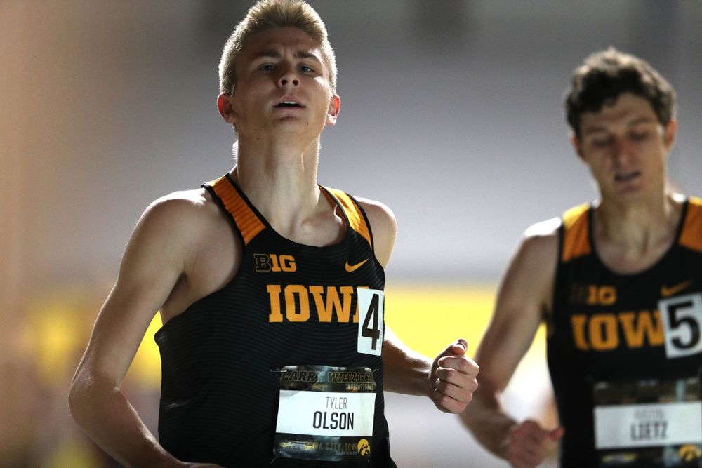 Iowa's Tyler Olson runs the 600 meter premier during the 2019 Larry Wieczorek Invitational Friday, January 18, 2019 at the Hawkeye Tennis and Recreation Center. (Brian Ray/hawkeyesports.com)