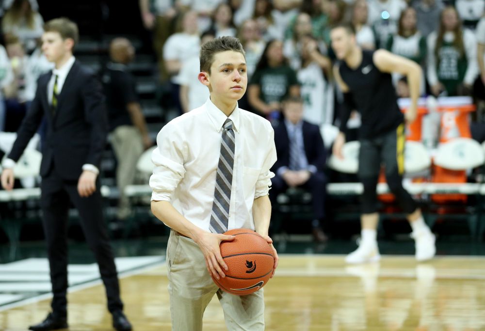 Manager Dylan Mihalke against Michigan State Tuesday, February 25, 2020 at the Breslin Center in East Lansing, MI. (Brian Ray/hawkeyesports.com)