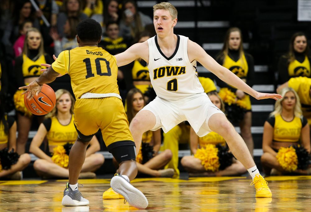 Iowa Hawkeyes forward Michael Baer (0) defends during a game against Alabama State at Carver-Hawkeye Arena on November 21, 2018. (Tork Mason/hawkeyesports.com)