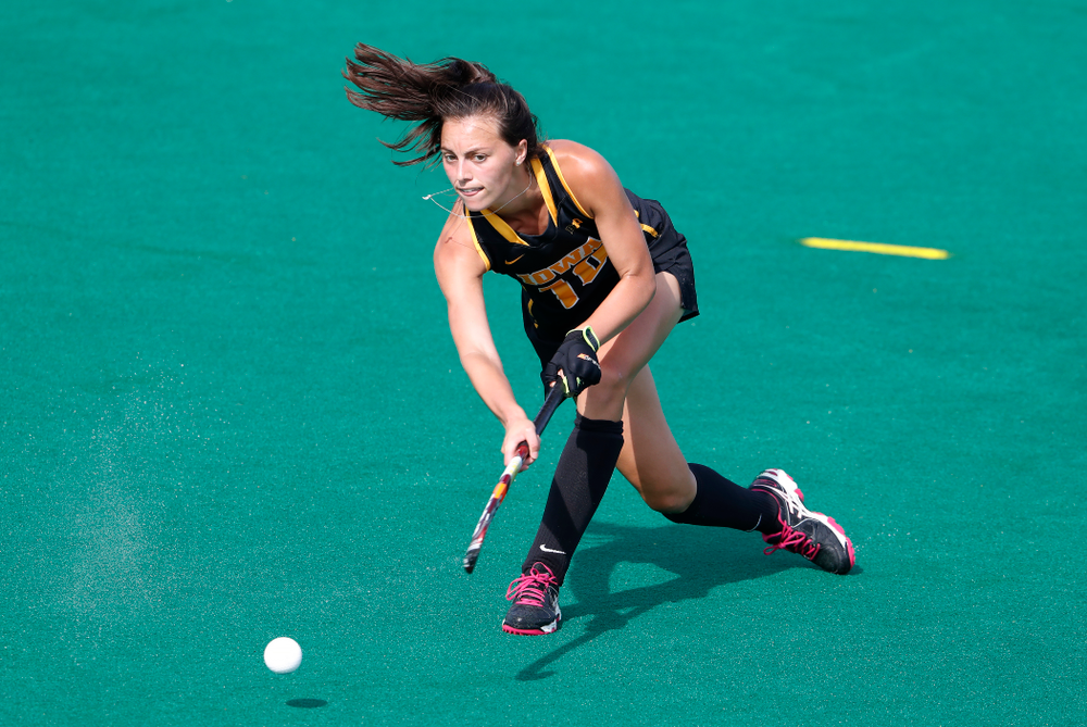 Iowa Hawkeyes Isabella Brown (10) against Dartmouth Friday, August 31, 2018 at Grant Field. (Brian Ray/hawkeyesports.com)