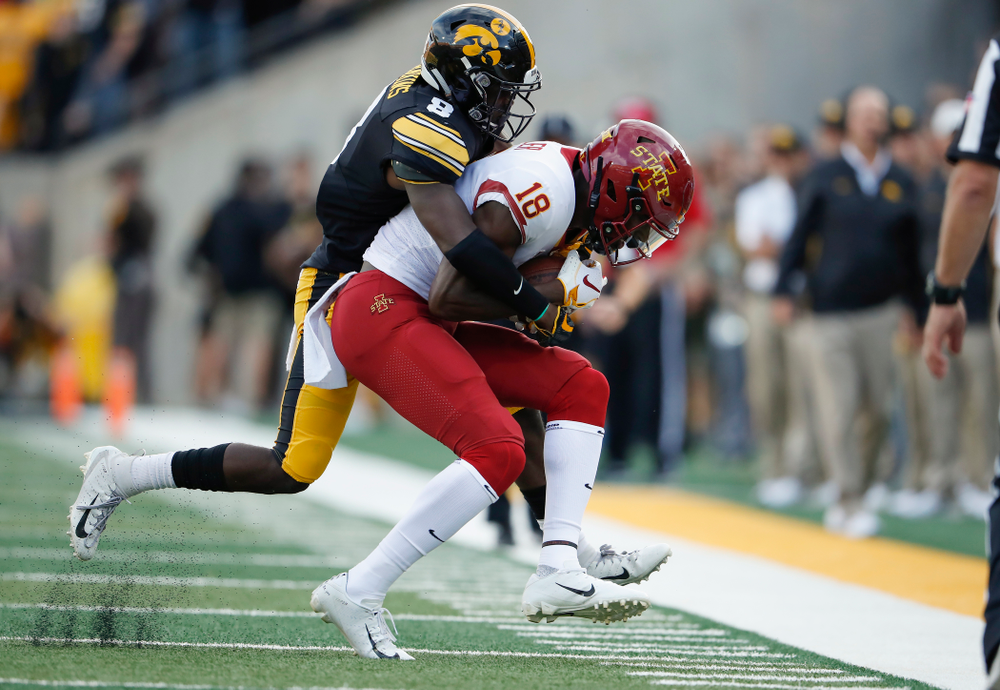 Iowa Hawkeyes defensive back Matt Hankins (8) against the Iowa State Cyclones Saturday, September 8, 2018 at Kinnick Stadium. (Brian Ray/hawkeyesports.com)