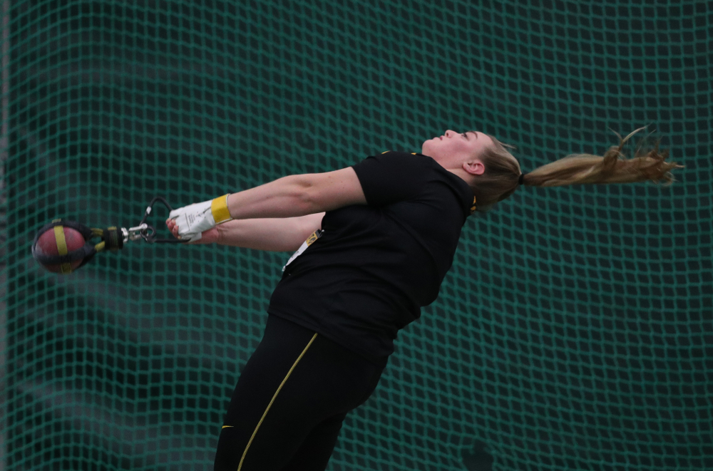 Iowa's Erika Hammond competes in the weight throw Friday, January 11, 2019 at the Hawkeye Tennis and Recreation Center. (Brian Ray/hawkeyesports.com)
