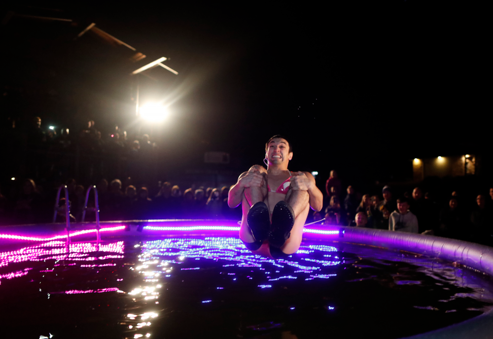 The Hawkeye Wrestling Club Arctic Plunge Saturday, January 27, 2018 at Brown Dear Golf Course in Coralville. (Brian Ray/hawkeyesports.com)