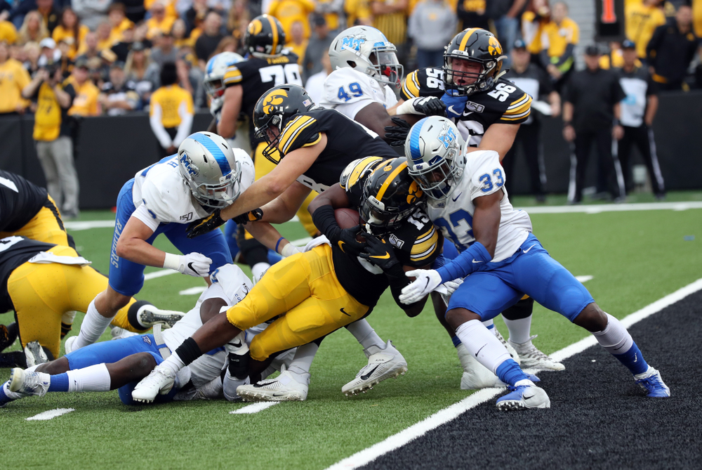 Iowa Hawkeyes running back Tyler Goodson (15) against Middle Tennessee State Saturday, September 28, 2019 at Kinnick Stadium. (Brian Ray/hawkeyesports.com)