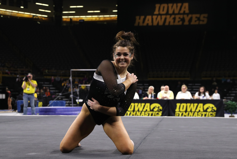Iowa's Erin Castle competes on the floor against the Rutgers Scarlet Knights Saturday, January 26, 2019 at Carver-Hawkeye Arena. (Brian Ray/hawkeyesports.com)