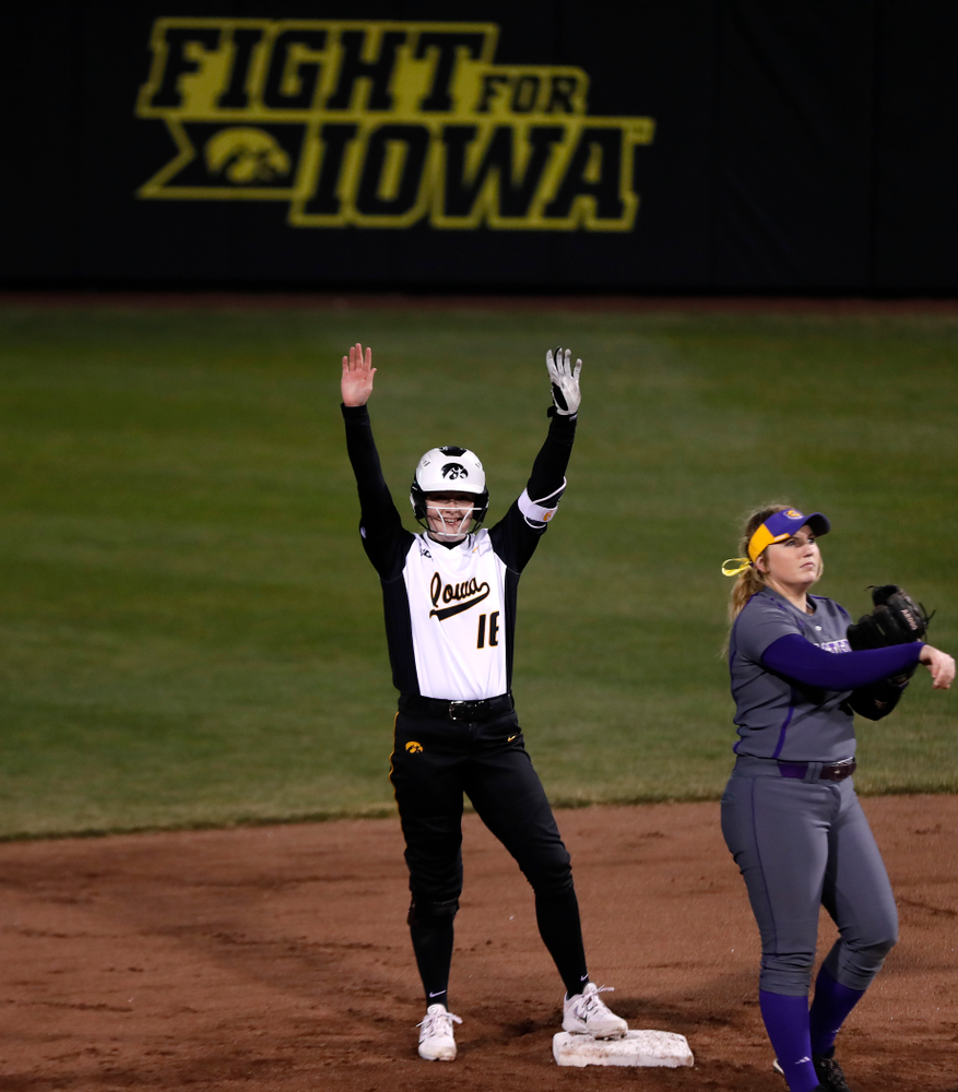 Iowa Hawkeyes catcher Brooke Rozier (16) against Western Illinois Tuesday, April 17, 2018 at Bob Pearl Field. (Brian Ray/hawkeyesports.com)
