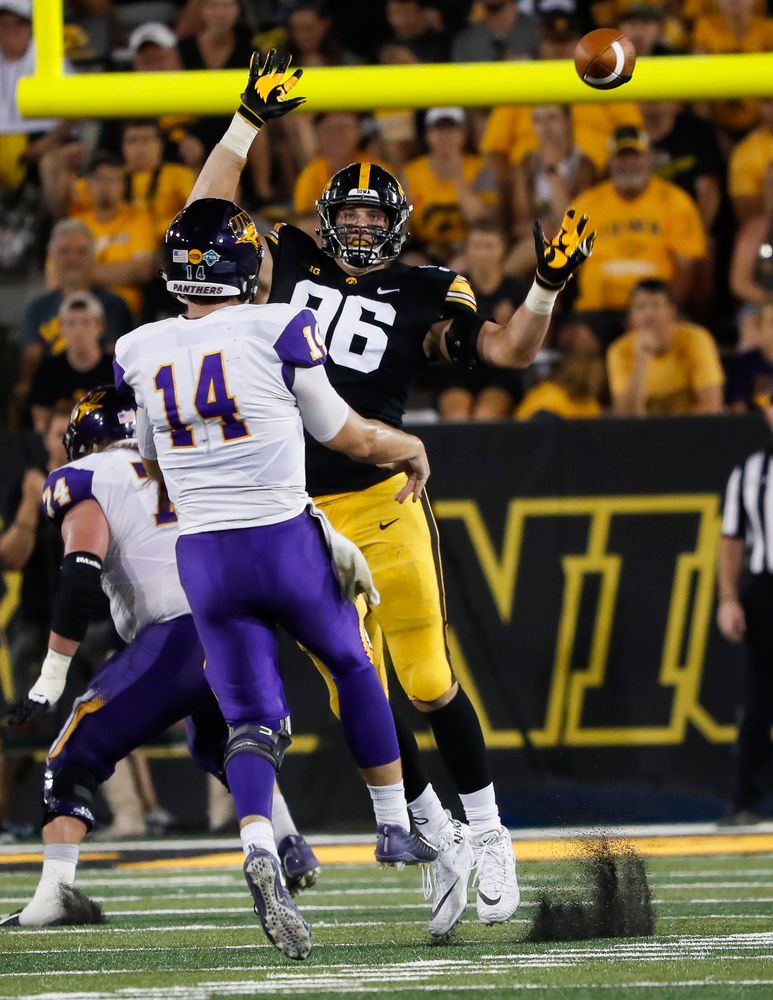 Iowa Hawkeyes defensive lineman Matt Nelson (96) rushes the quarterback during a game against Northern Iowa at Kinnick Stadium on September 15, 2018. (Tork Mason/hawkeyesports.com)